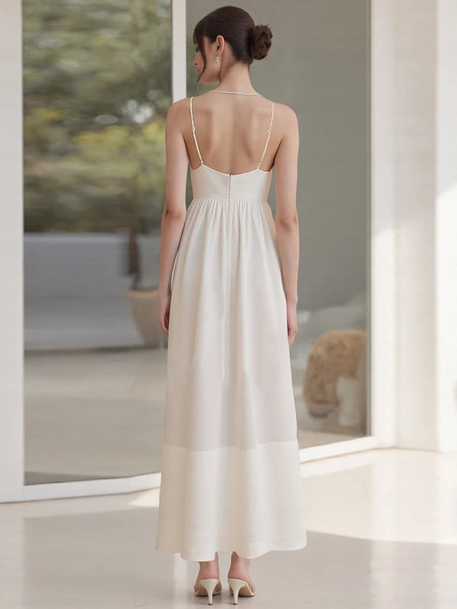 Elegant Floral Print Maxi Dress with V-Neckline and Adjustable Spaghetti Straps Perfect for Summer Beach Parties and Vacations